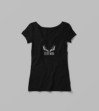 Laden Sie das Bild in den Galerie-Viewer, Damen V-Shirt "Bleib Wuid"