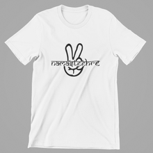 Laden Sie das Bild in den Galerie-Viewer, Herren T-Shirt "NamasteEhre"